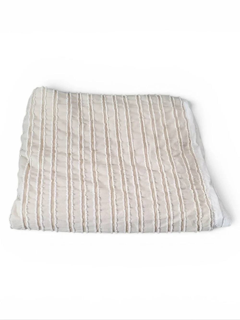 Madison Park Ivory Button-Accent Duvet. Full/Queen. 86